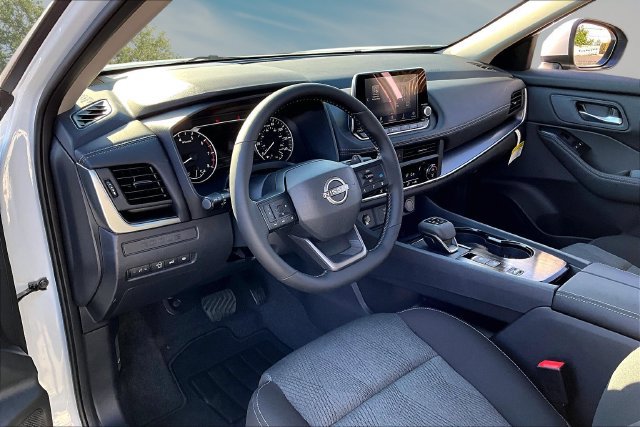 New 2026 Nissan Rogue SV FWD image 7