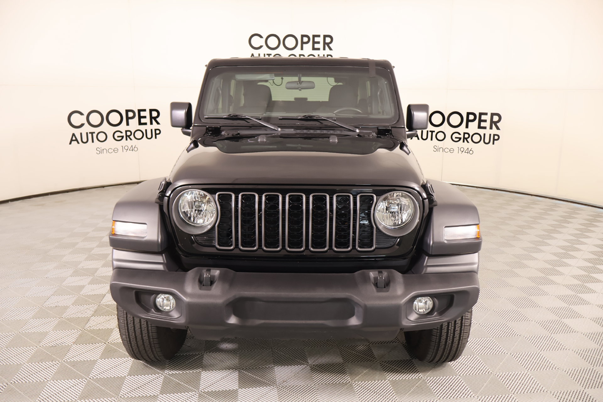 Used 2024 Jeep Wrangler Sport AWD/4WD image 8