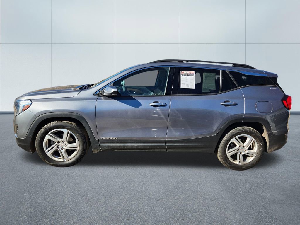 Used 2020 GMC Terrain SLE w/ Driver Convenience Package image 4