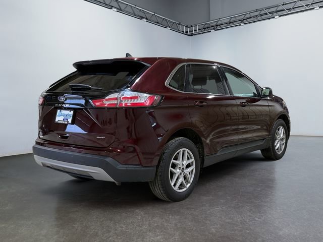 Used 2024 Ford Edge SEL w/ Convenience Package image 5