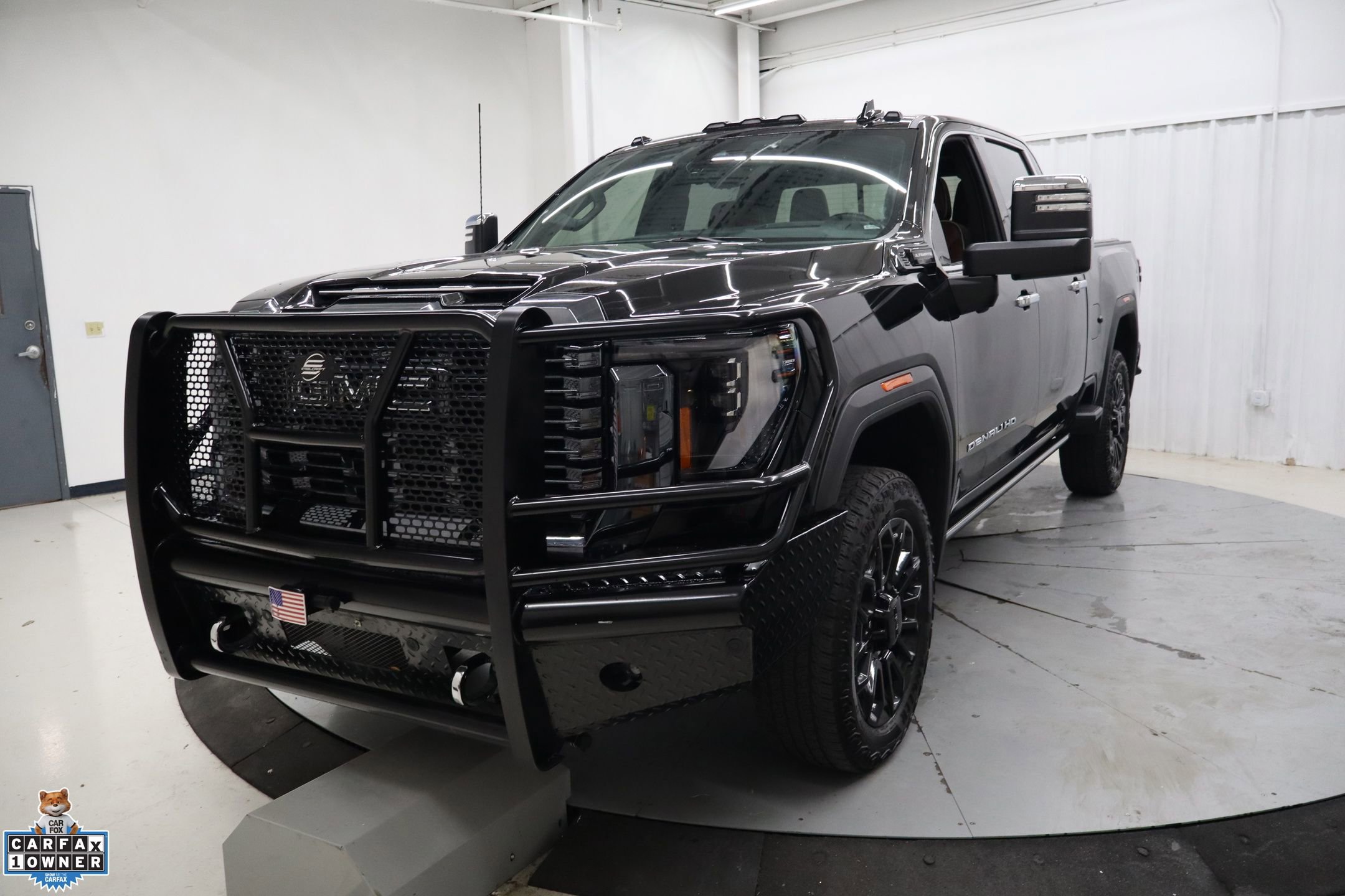 Used 2024 GMC Sierra 2500 Denali Ultimate image 8