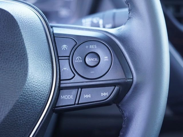 Used 2024 Toyota Corolla SE image 18