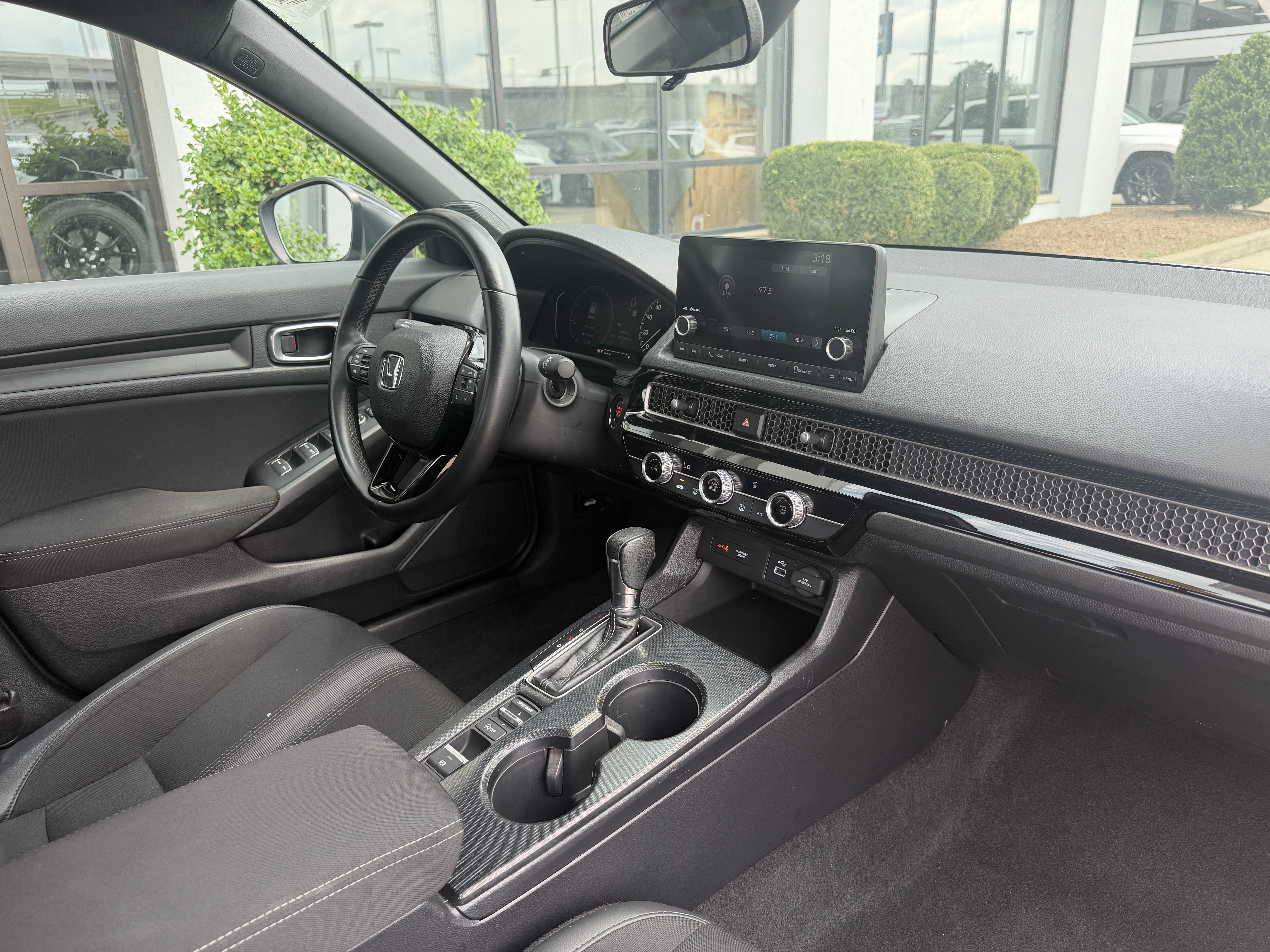 Used 2023 Honda Civic Sport image 20