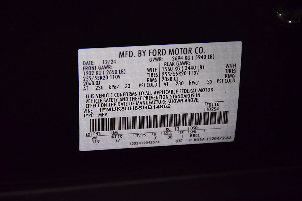 Used 2025 Ford Explorer Active w/ Active Comfort Package AWD/4WD image 16