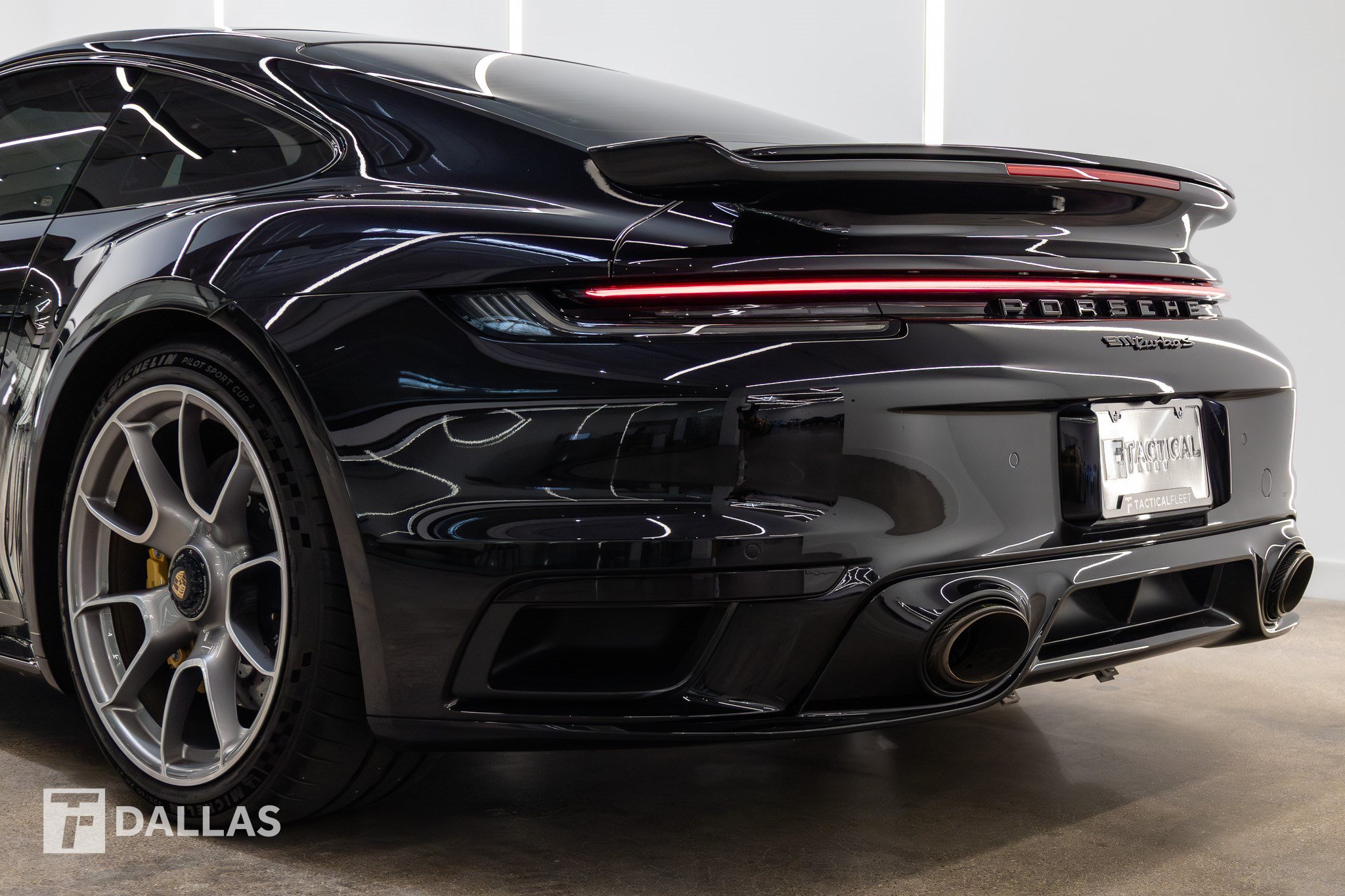 Used 2022 Porsche 911 Turbo S AWD/4WD image 10