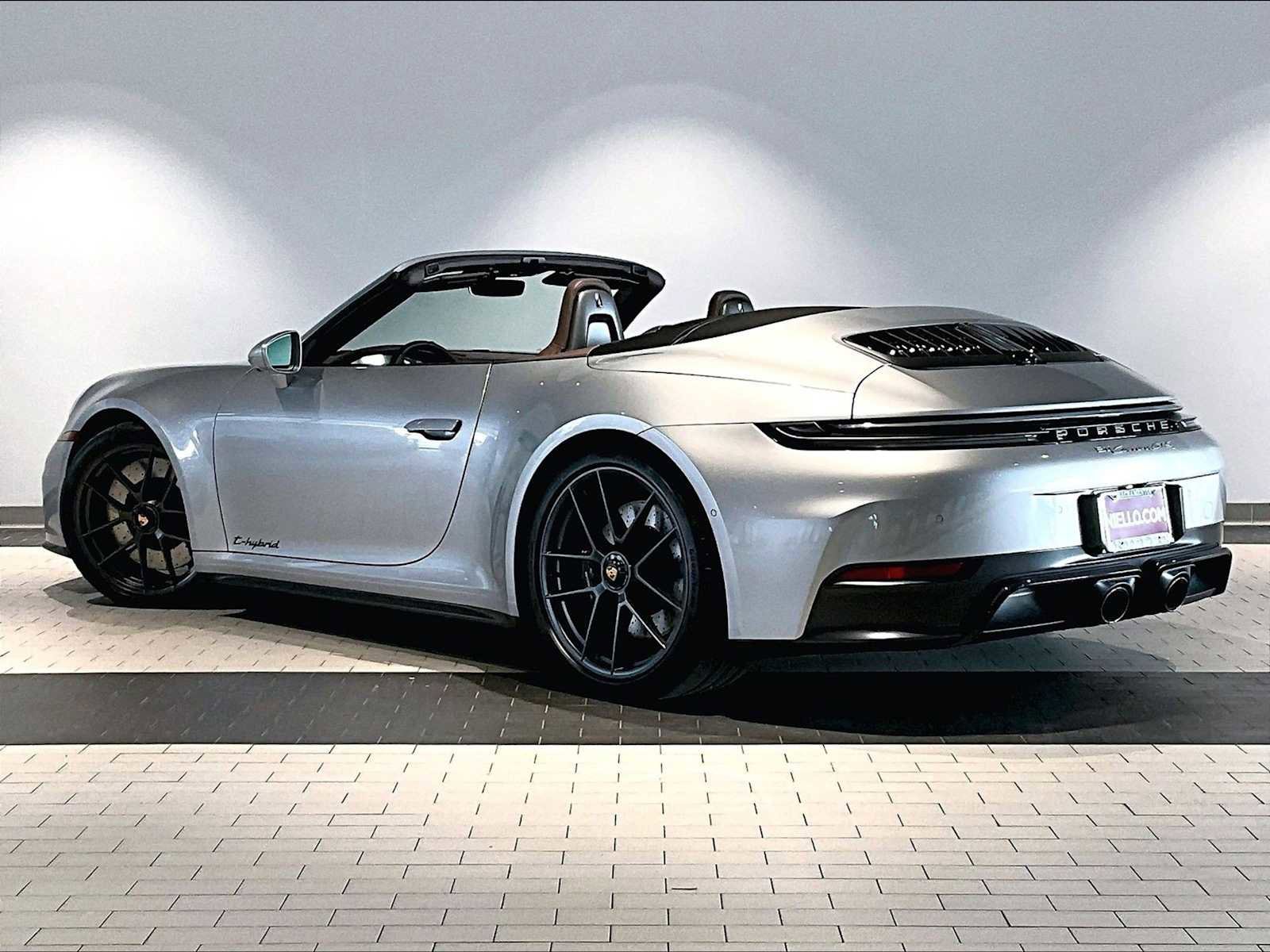 New 2026 Porsche 911 Carrera GTS image 3