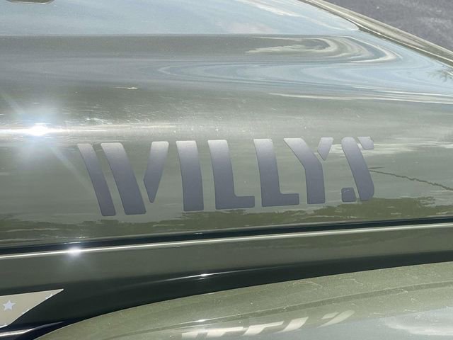 Used 2021 Jeep Gladiator Willys image 13