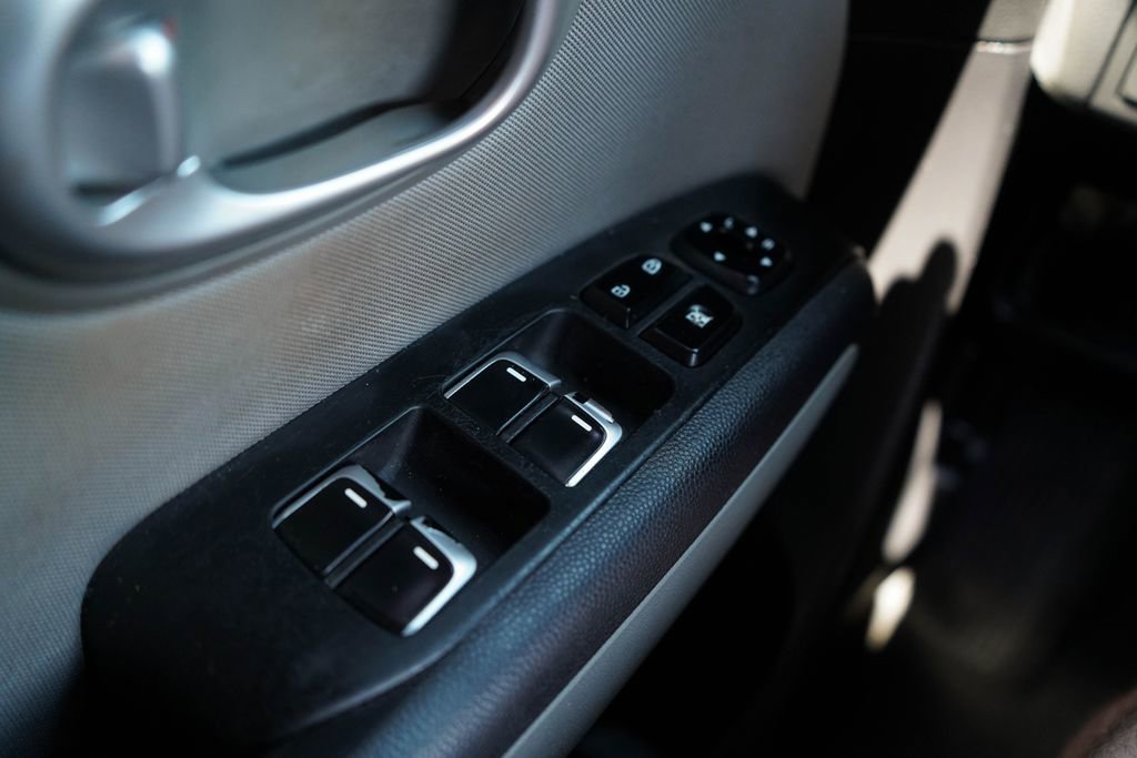 Used 2019 Kia Soul FWD image 26