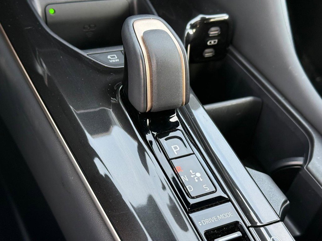 Certified 2025 Toyota Crown Signia w/ Advanced Technology Package image 25