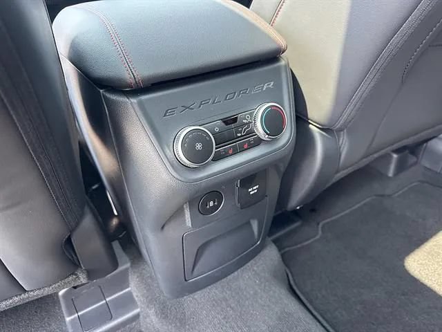 Used 2025 Ford Explorer ST w/ Sun And Sound Package AWD/4WD image 16