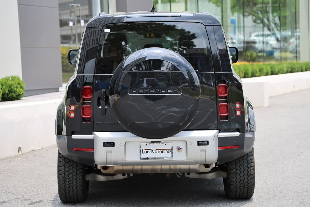Used 2024 Land Rover Defender 110 S AWD/4WD image 3