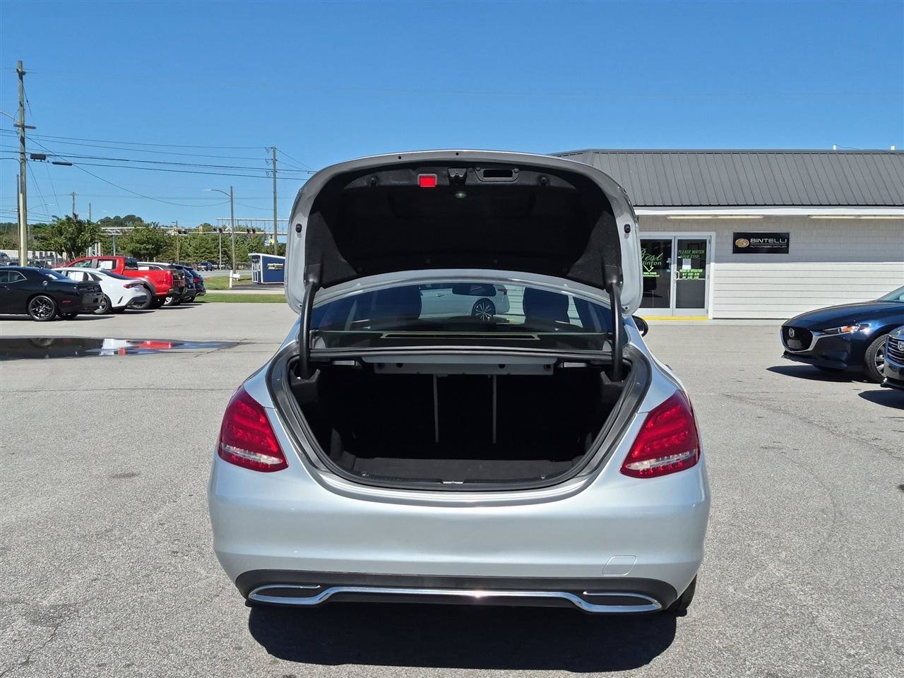 Used 2016 Mercedes-Benz C 300 4MATIC Sedan image 33