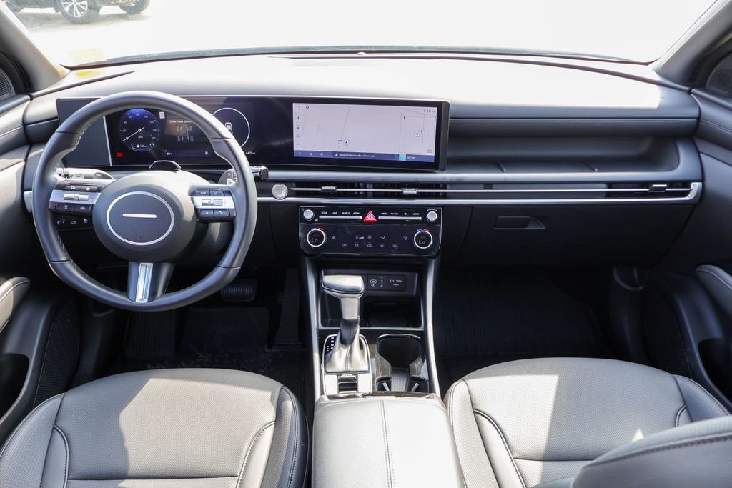 Certified 2025 Hyundai Santa Cruz XRT image 6