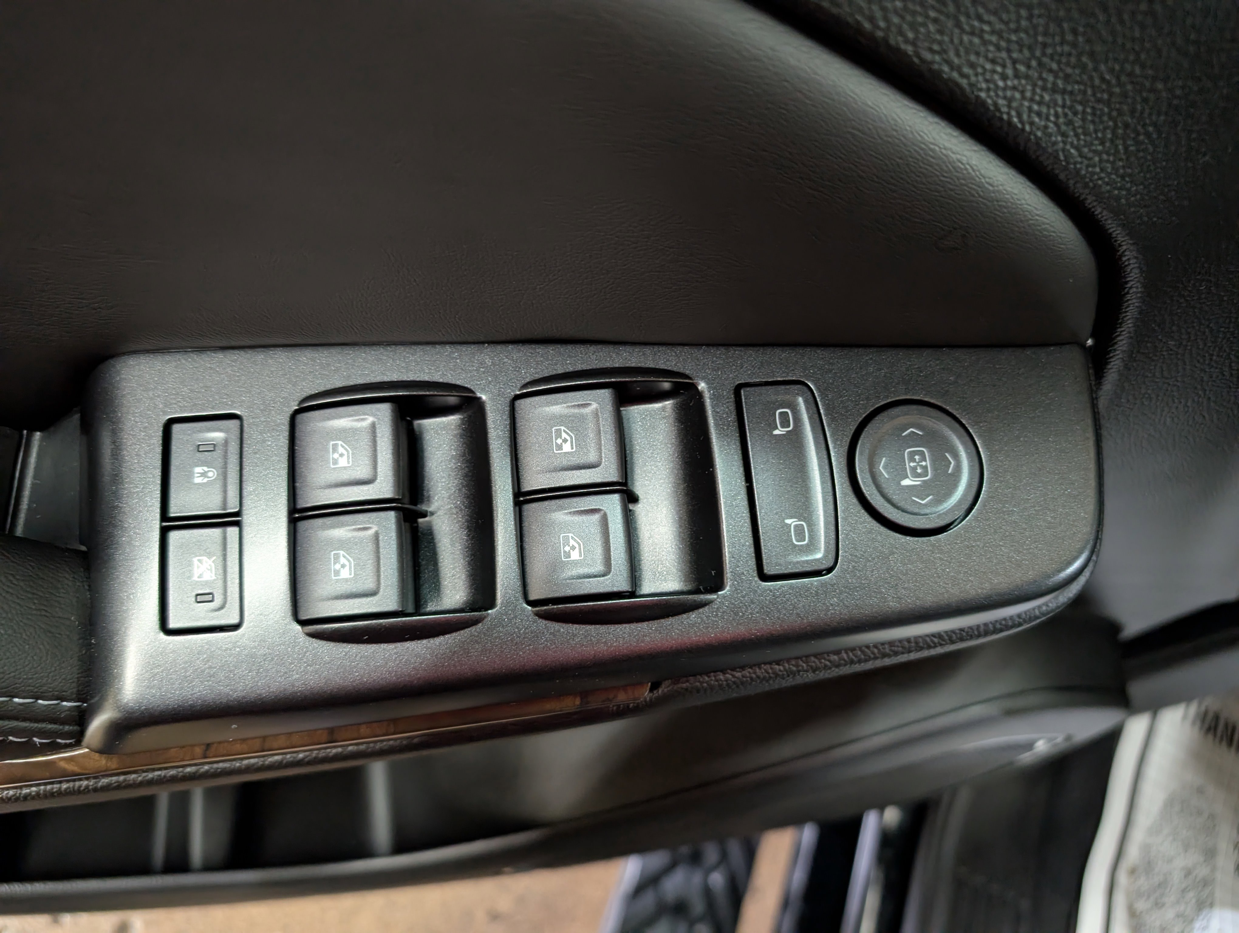 Used 2019 Chevrolet Tahoe LS image 11