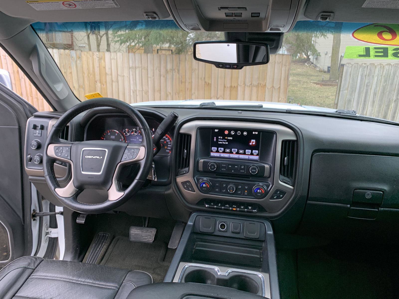 Used 2016 GMC Sierra 2500 Denali w/ Duramax Plus Package image 21