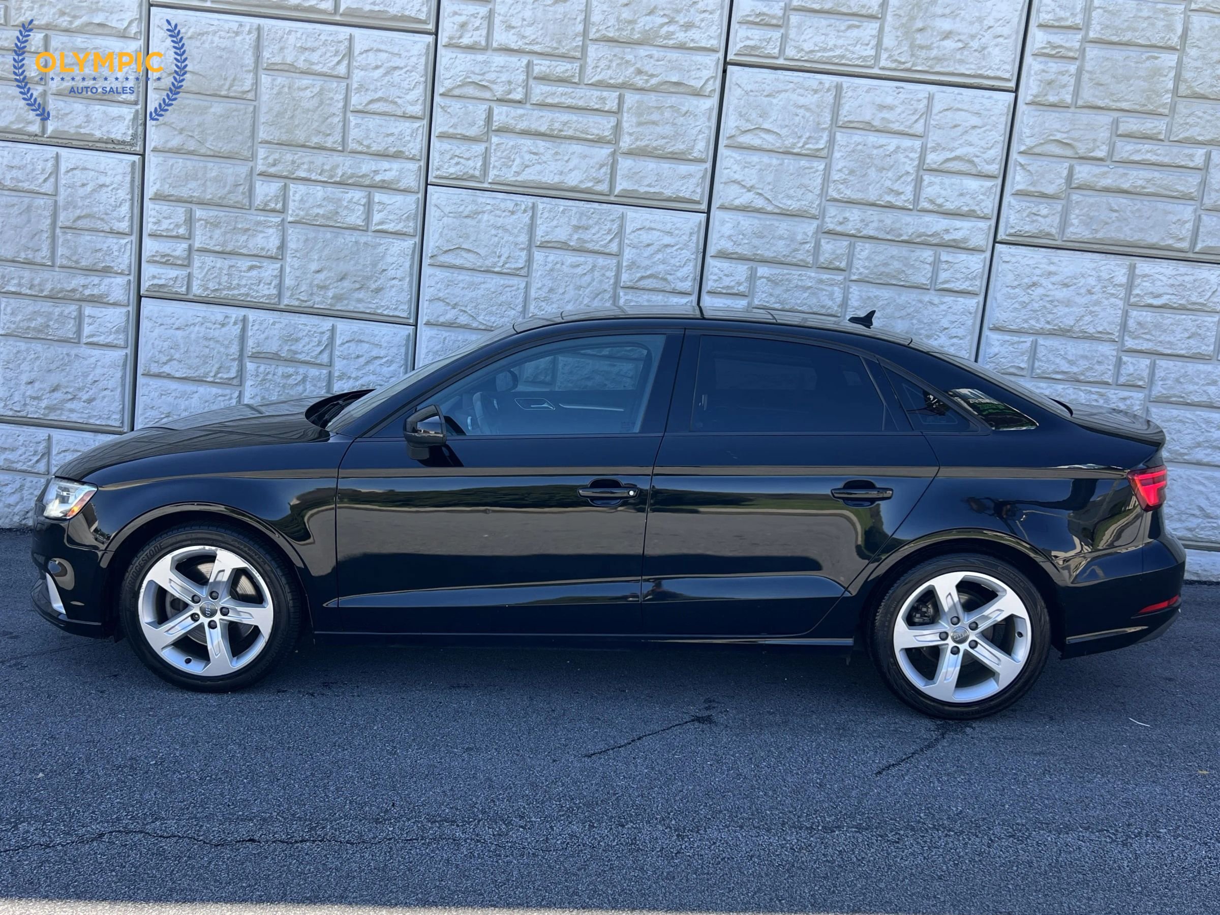 Used 2018 Audi A3 2.0T Premium image 7