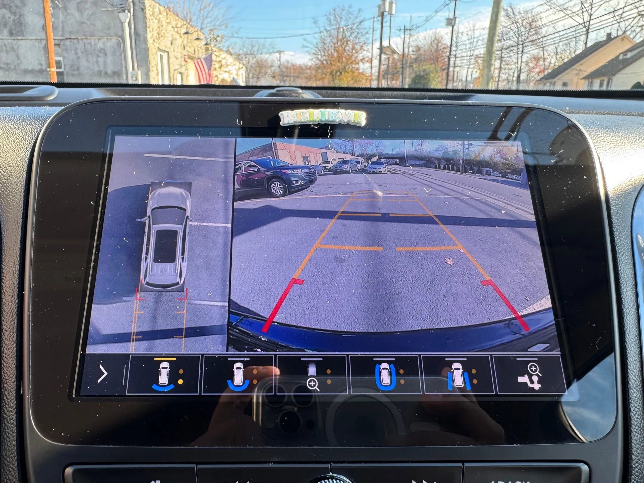 Used 2020 Chevrolet Equinox Premier image 17