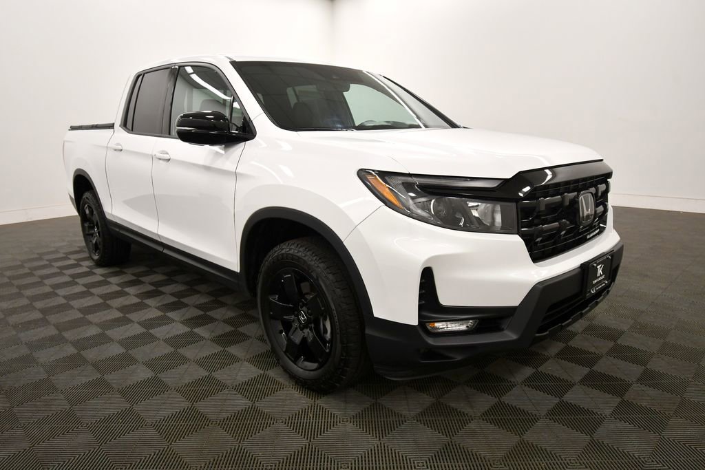 Certified 2025 Honda Ridgeline Black Edition image 10