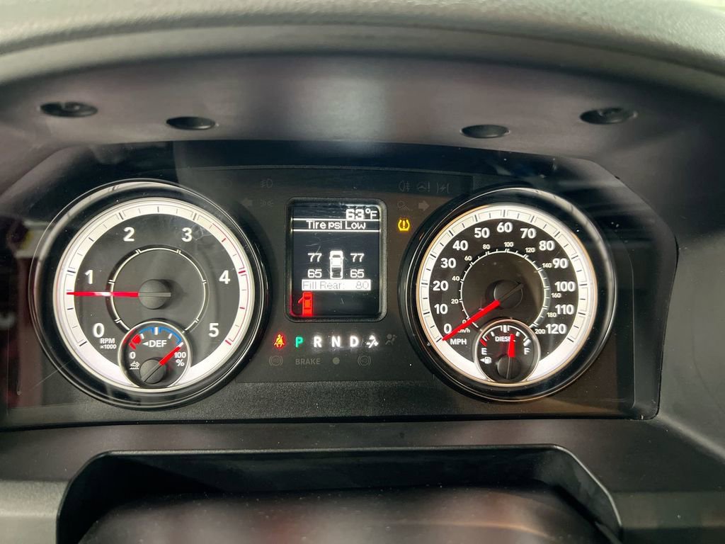 Used 2016 RAM 2500 Tradesman w/ Chrome Appearance Group AWD/4WD image 7