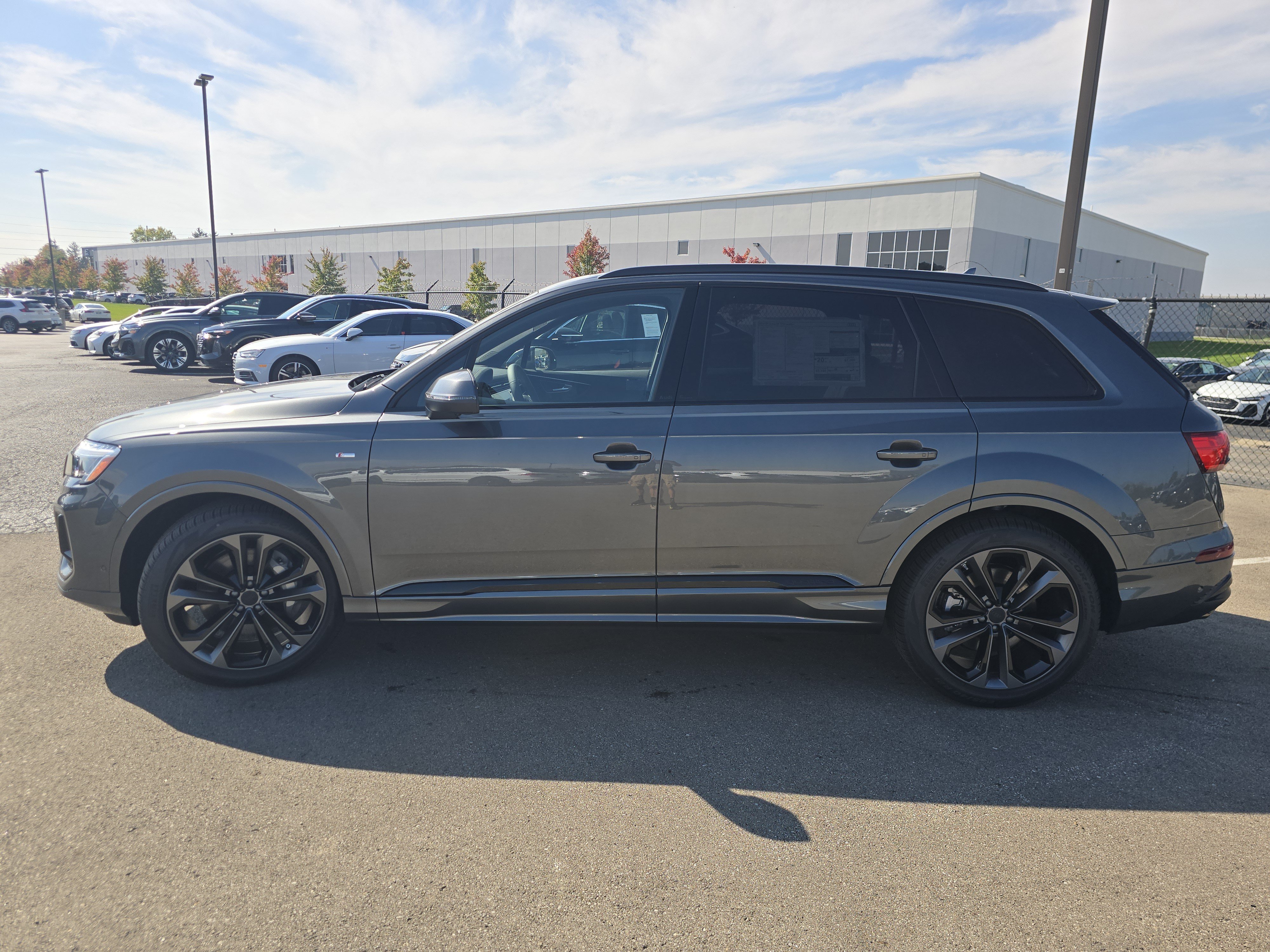 New 2026 Audi Q7 Premium Plus AWD/4WD image 4