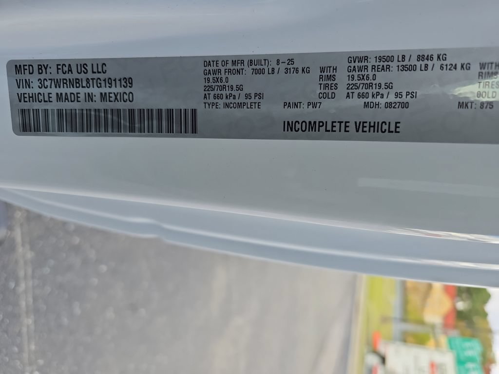 New 2026 RAM 5500 Tradesman AWD/4WD image 29