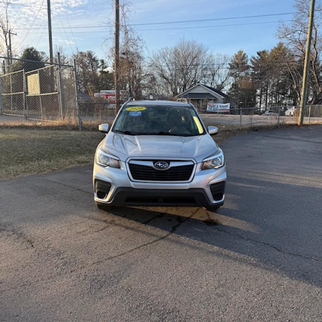 Used 2020 Subaru Forester Premium AWD/4WD image 6
