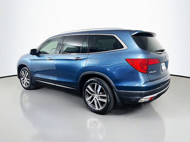 Used 2017 Honda Pilot Touring image 7