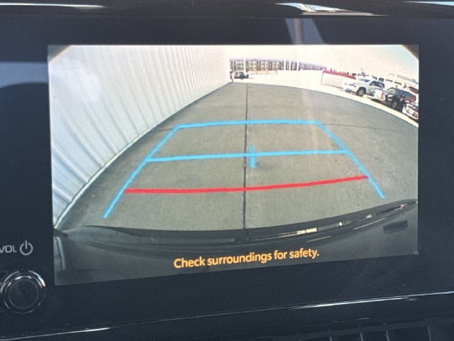 Used 2024 Toyota Corolla LE FWD image 18