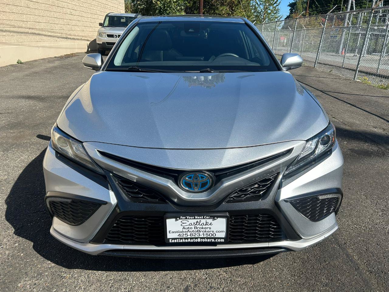 Used 2022 Toyota Camry XSE w/ Cold Weather Package FWD image 2