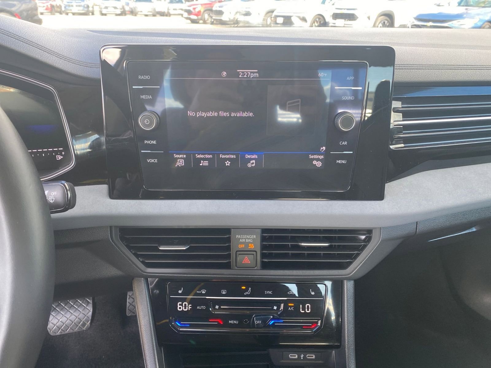 Used 2025 Volkswagen Jetta SE image 18