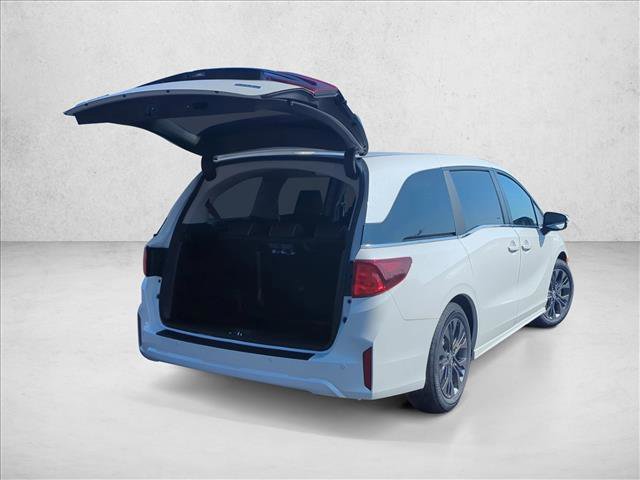 New 2026 Honda Odyssey Touring image 2