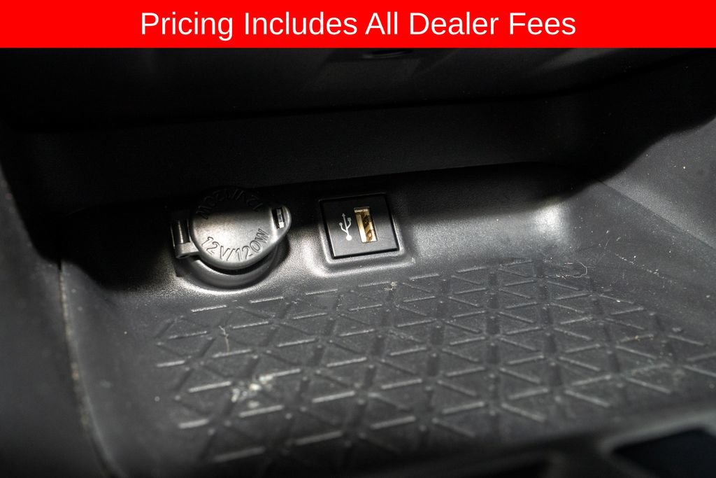 Used 2024 Toyota RAV4 XLE w/ Convenience Package FWD image 16