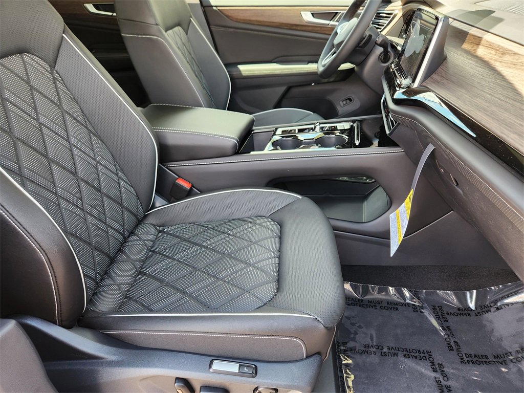 New 2025 Volkswagen Atlas SEL Premium R-Line image 18