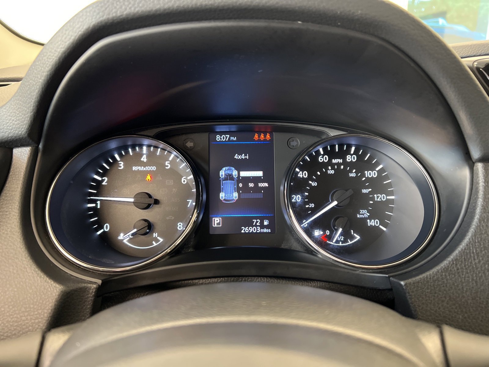 Used 2022 Nissan Rogue Sport S image 9