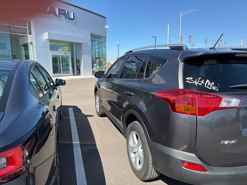 Used 2013 Toyota RAV4 XLE image 3