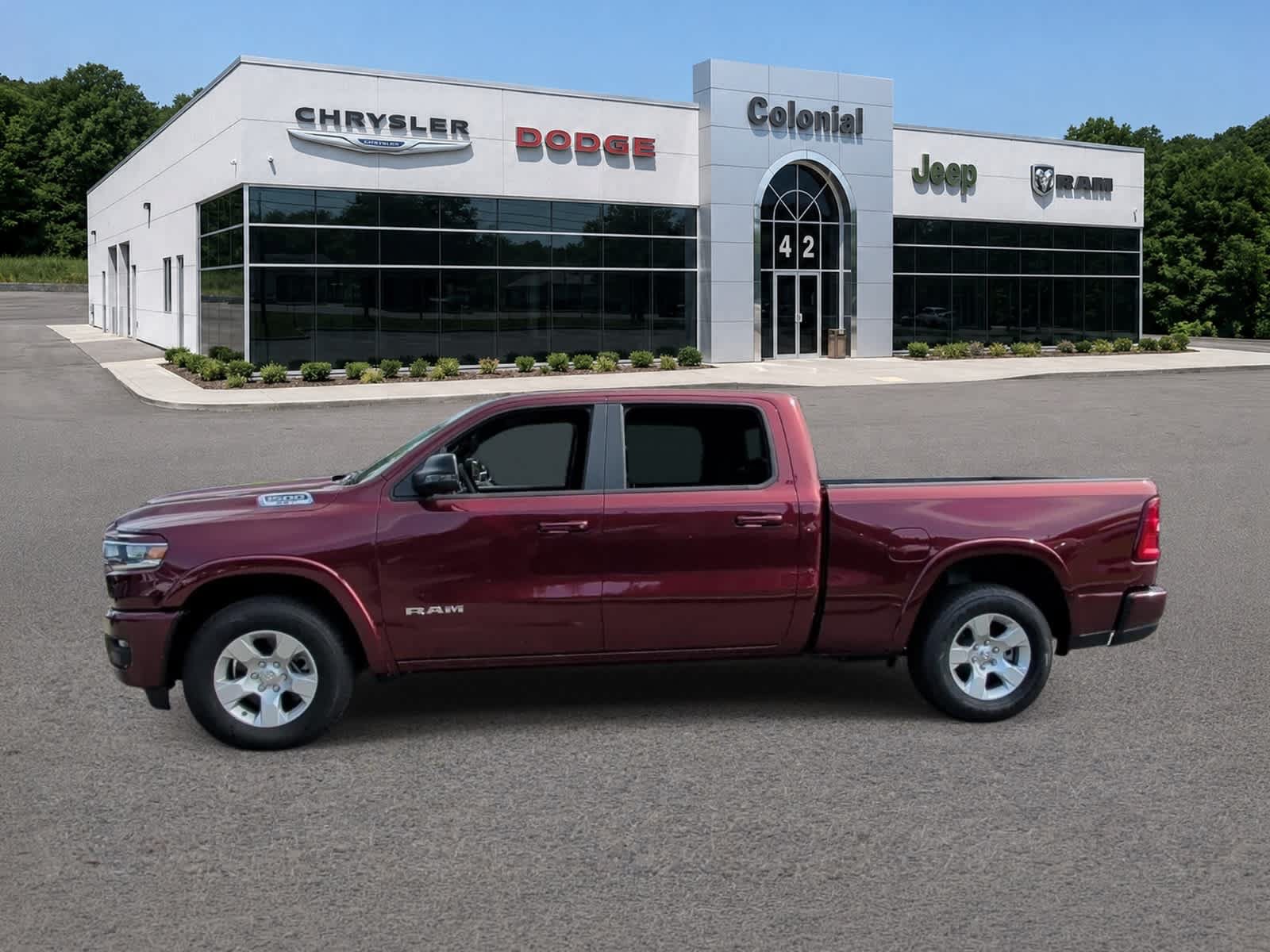 Used 2025 RAM 1500 Big Horn AWD/4WD image 3