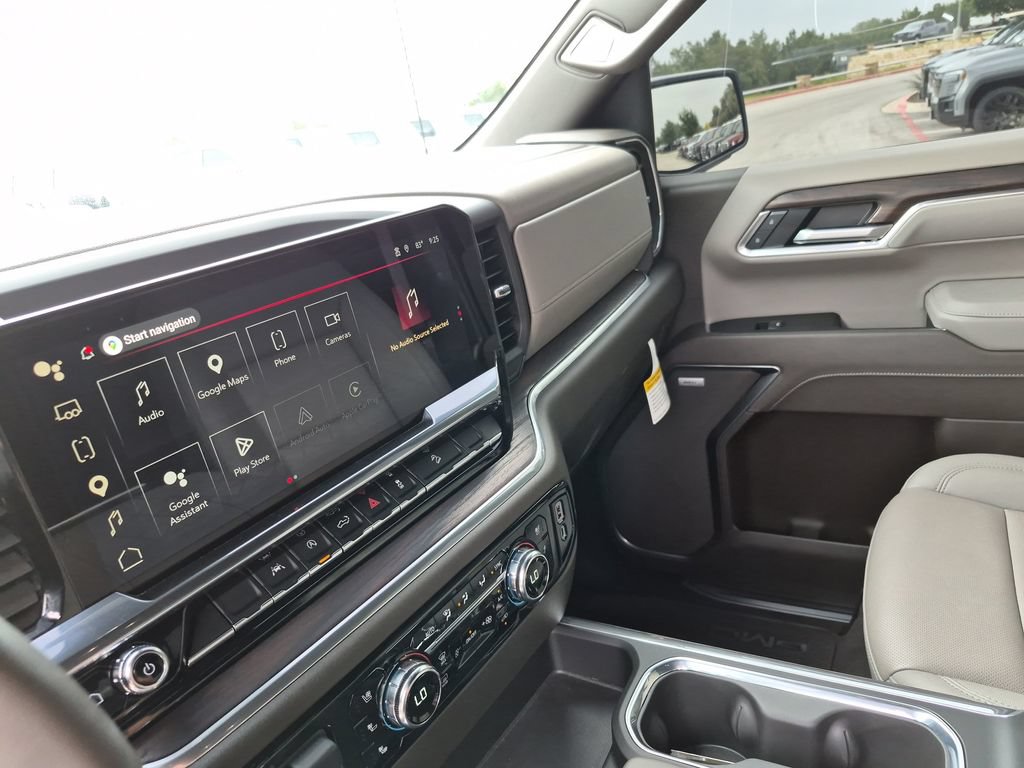 Used 2026 GMC Sierra 1500 SLT AWD/4WD image 27