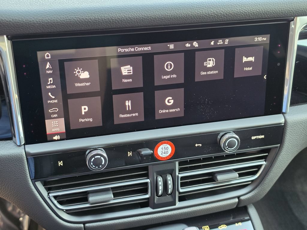 New 2026 Porsche Macan AWD/4WD image 26