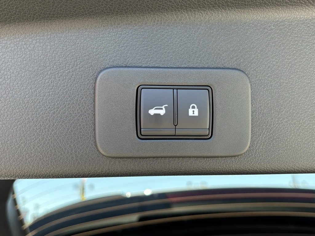 New 2025 Nissan Murano SV image 19