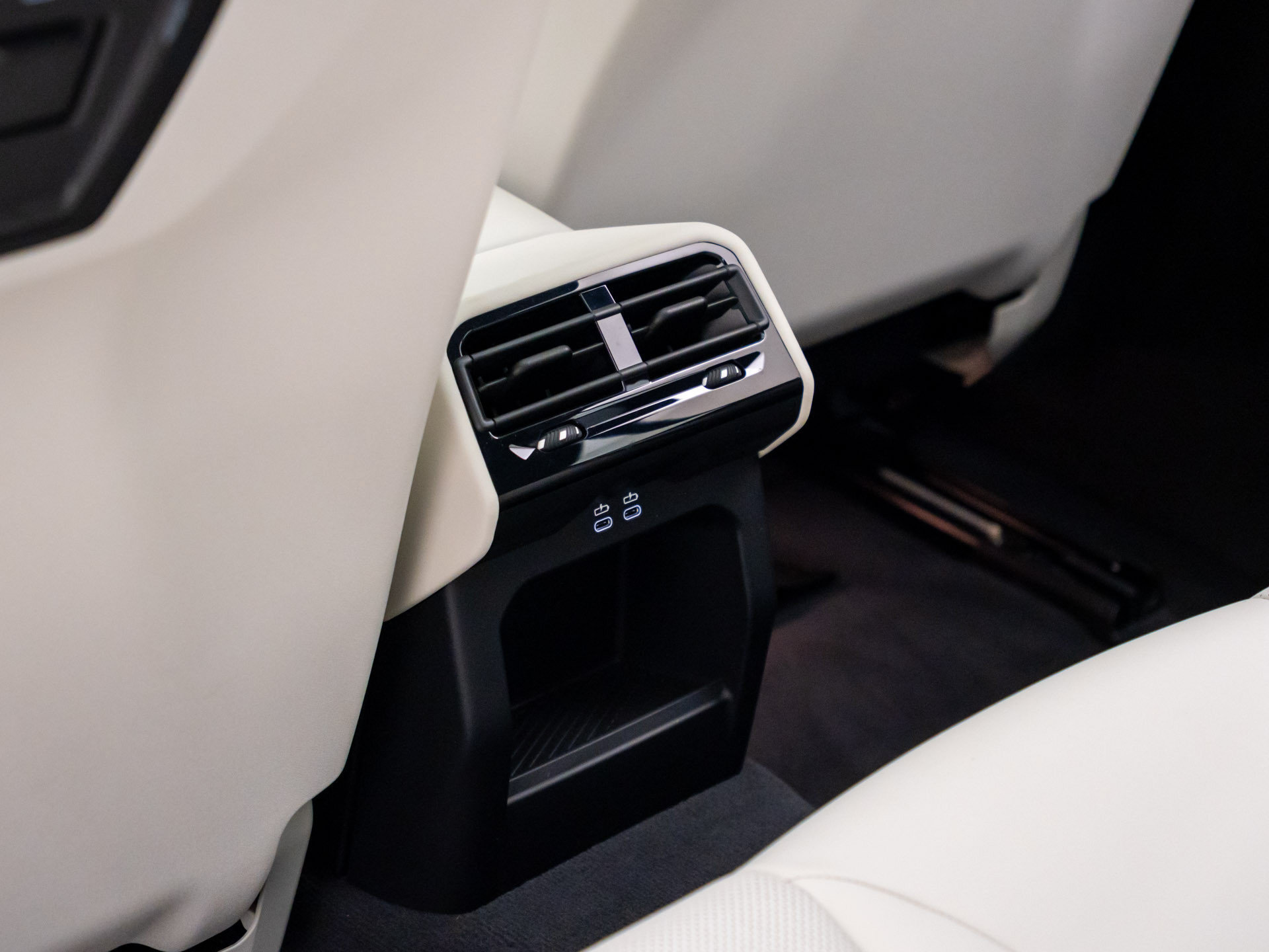 Certified 2024 BMW i5 M60 w/ Premium Package AWD/4WD image 20