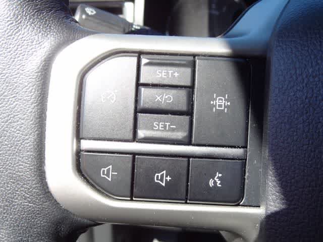 Used 2024 Ford Expedition XLT AWD/4WD image 19