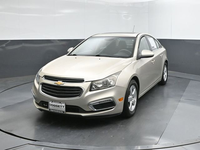 Used 2016 Chevrolet Cruze LT w/ Sun And Sound Package FWD image 30