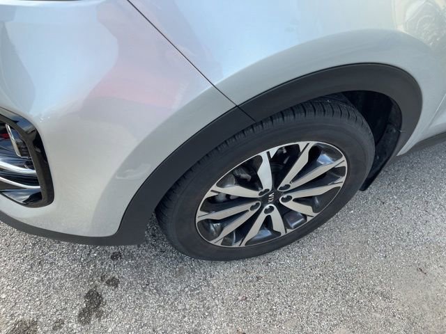 Used 2017 Kia Sportage EX image 5