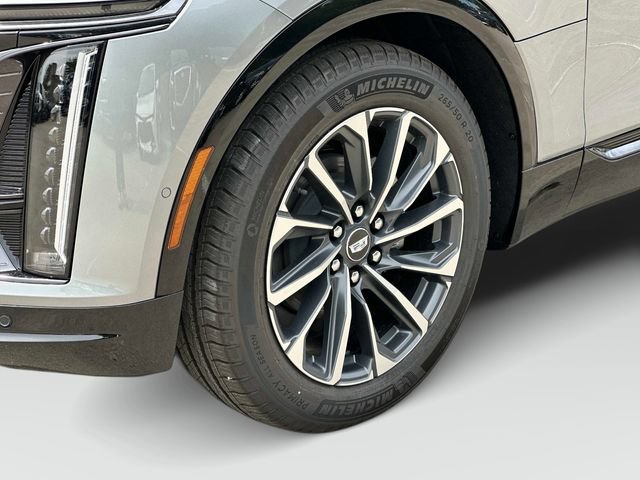 New 2026 Cadillac Lyriq Sport AWD/4WD image 17
