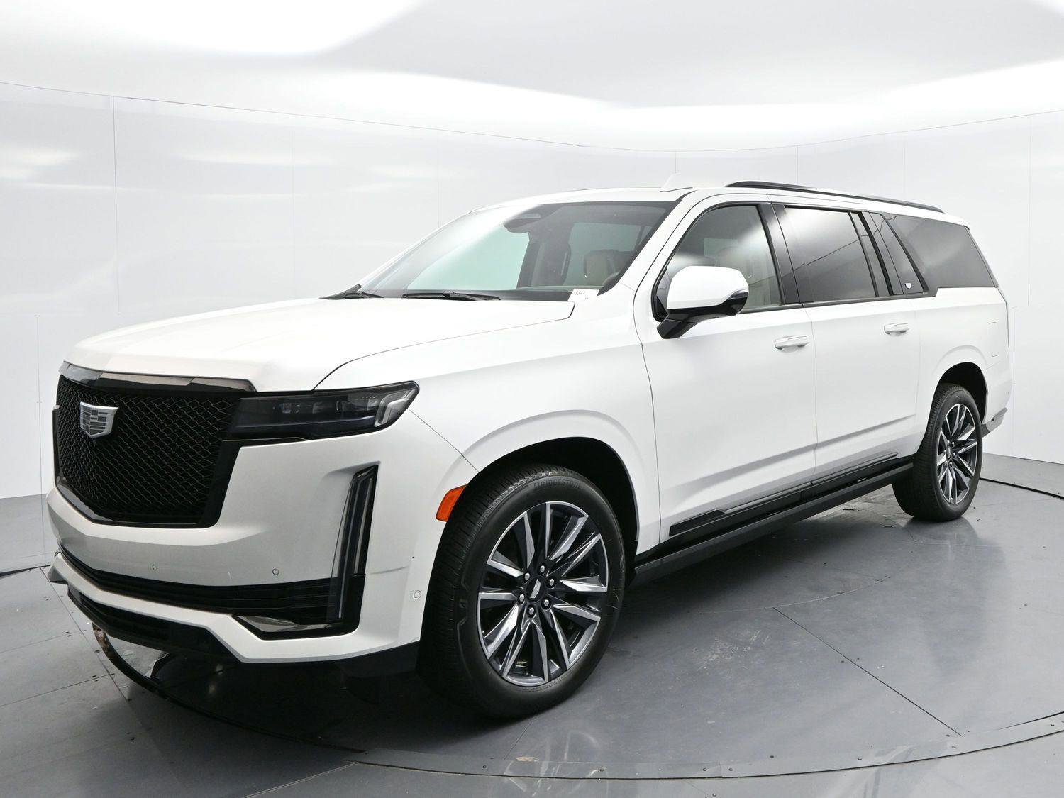 Certified 2022 Cadillac Escalade ESV Sport Platinum w/ Heavy-Duty Trailer Package image 3