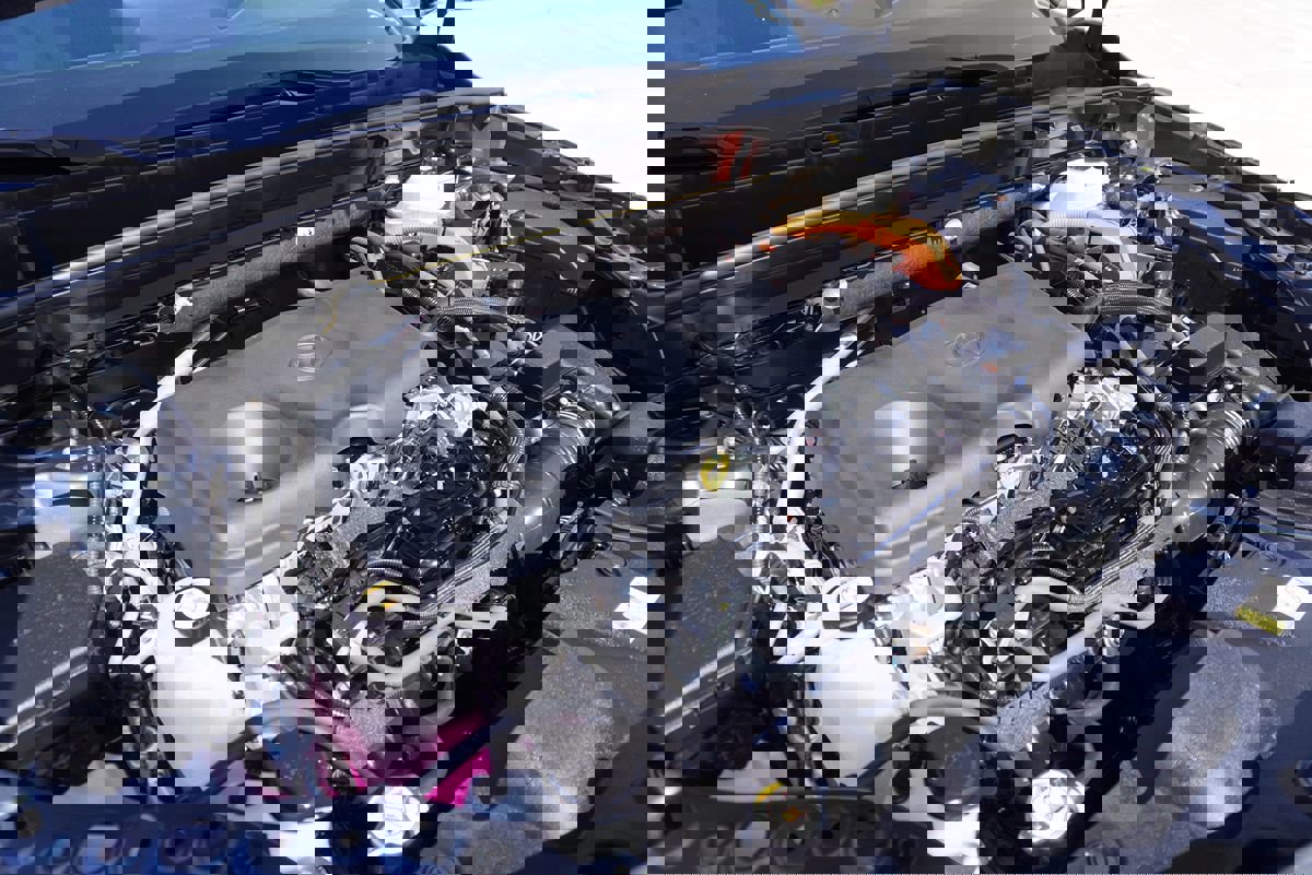 Used 2023 Toyota Venza XLE AWD/4WD image 4