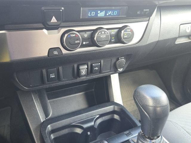 Used 2022 Toyota Tacoma SR5 RWD image 16
