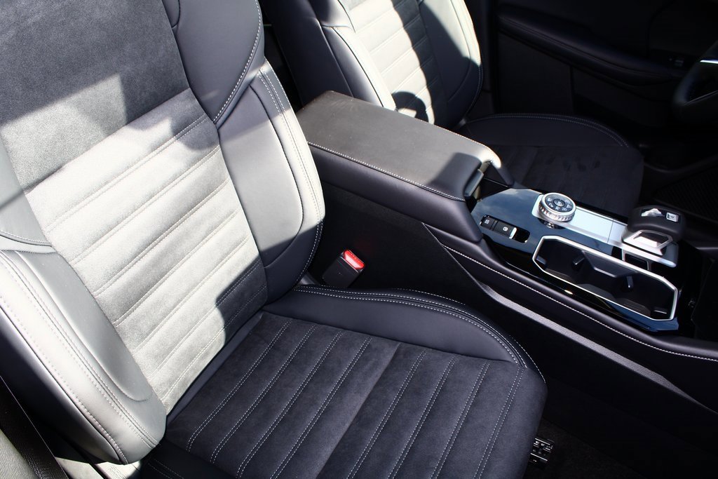 New 2026 Mitsubishi Outlander SE image 6