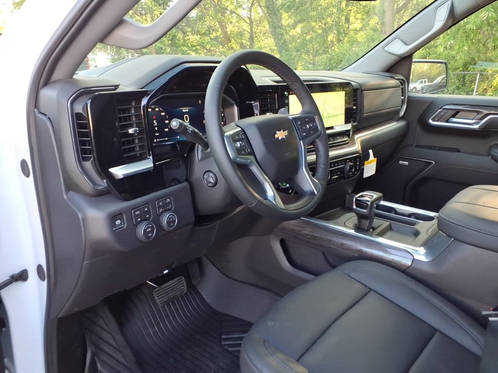 New 2026 Chevrolet Silverado 1500 LTZ AWD/4WD image 11