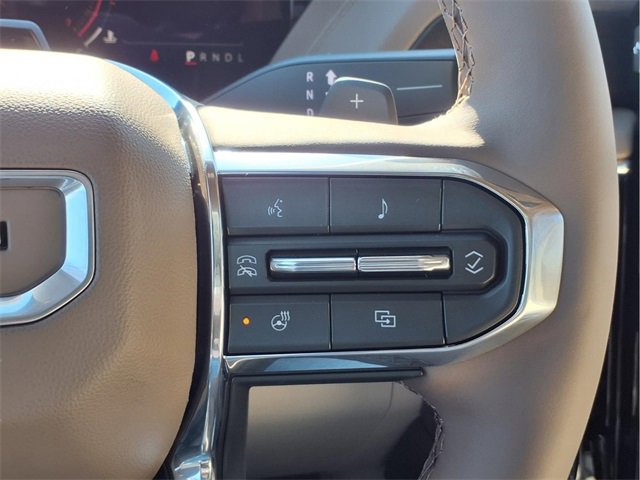 New 2026 GMC Yukon Denali w/ Denali Reserve Package image 13